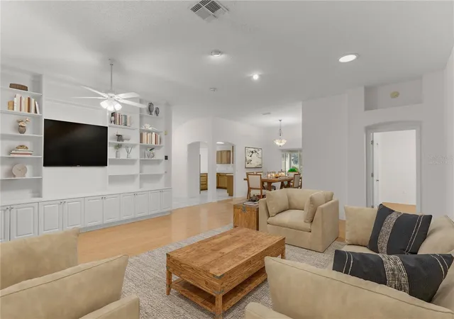 Photo 4 of Single family home for sale at 1232 Cabella Cir, Lady Lake, FL 32159 | MLS# G5118051 | Listing updated on 2026-09-25