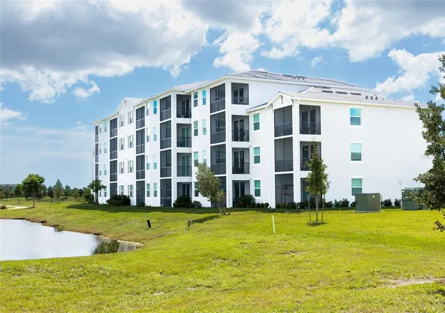 Photo 2 of Condo for sale at 17600 Opal Sand Dr #402, Venice, FL 34293 | MLS# N6145846 | Listing updated on 2026-09-21