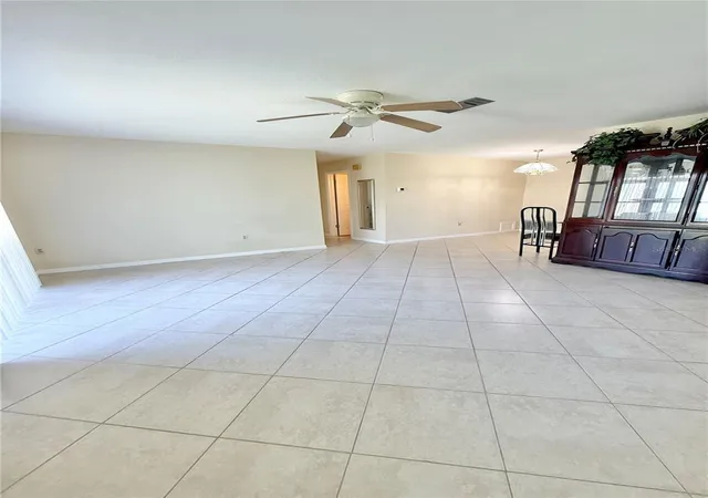 Photo 3 of Single family home for sale at 1036 Hope St, Venice, FL 34285 | MLS# N6145847 | Listing updated on 2026-09-22