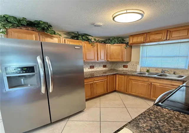 Photo 4 of Single family home for sale at 1036 Hope St, Venice, FL 34285 | MLS# N6145847 | Listing updated on 2026-09-22