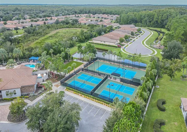 Photo 4 of Townhouse for sale at 8514 Brushleaf Way, Tampa, FL 33647 | MLS# TB8550485 | Listing updated on 2026-09-22