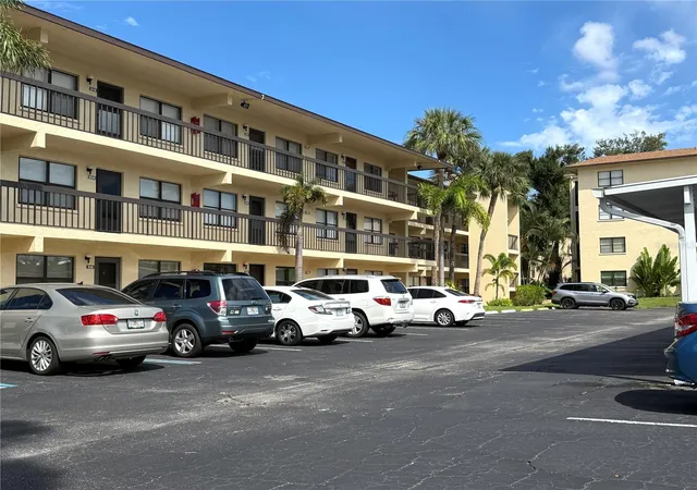 Photo 1 of Condo for sale at 305 30th Avenue W #A312, Bradenton, FL 34205 | MLS# A4706777 | Listing updated on 2026-09-20