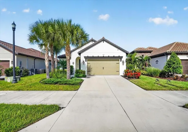 Photo 2 of Single family home for sale at 406 Ariano Ave, Nokomis, FL 34275 | MLS# N6145848 | Listing updated on 2026-10-07
