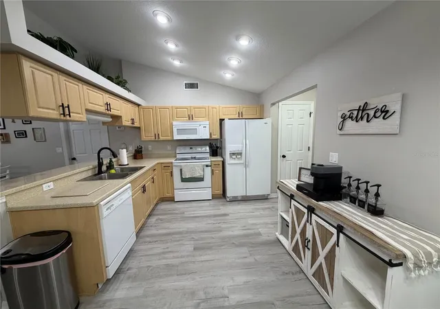 Photo 2 of Single family home for sale at 10106 Dusty Hl Loop, Dade City, FL 33525 | MLS# TB8550487 | Listing updated on 2026-09-21