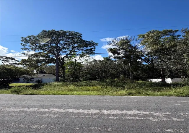 Photo 3 of Land for sale at 7454 Apache Trl, Spring Hill, FL 34606 | MLS# W7889670 | Listing updated on 2026-10-07