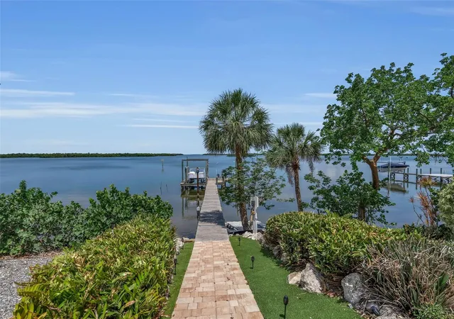 Photo 4 of Single family home for sale at 70 Mound Pl, Terra Ceia, FL 34250 | MLS# A4706781 | Listing updated on 2026-10-04