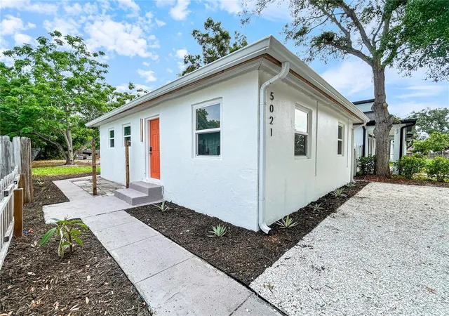 Photo 1 of Single family home for sale at 5021 9th Avenue S, Gulfport, FL 33707 | MLS# TB8550497 | Listing updated on 2026-10-09