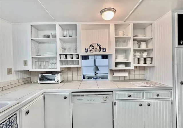 Photo 3 of Manufactured home for sale at 603 S Green Cir, Venice, FL 34285 | MLS# N6145849 | Listing updated on 2026-09-27