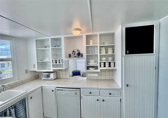 Photo 3 of Manufactured home for sale at 603 S Green Cir, Venice, FL 34285 | MLS# N6145849 | Listing updated on 2026-09-27