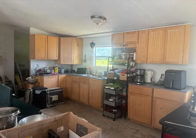Photo 4 of Manufactured home for sale at 9851 NE 60 Street, Bronson, FL 32621 | MLS# OM732609 | Listing updated on 2026-10-05