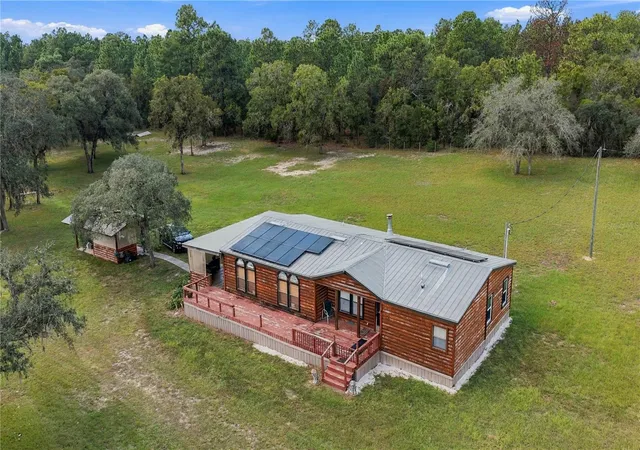 Photo 1 of Manufactured home for sale at 6224 W Amman St, Dunnellon, FL 34433 | MLS# OM732610 | Listing updated on 2026-10-06