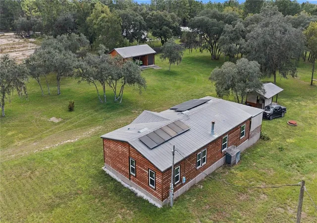 Photo 4 of Manufactured home for sale at 6224 W Amman St, Dunnellon, FL 34433 | MLS# OM732610 | Listing updated on 2026-10-06