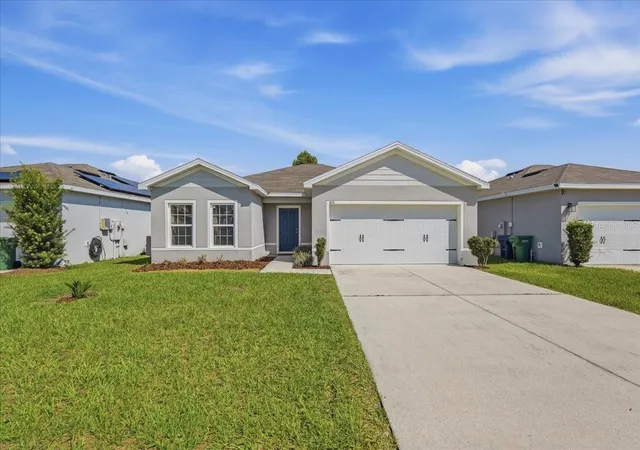 Photo 1 of Single family home for sale at 813 Eagle Rock Ter, Winter Haven, FL 33880 | MLS# P4939942 | Listing updated on 2026-09-22