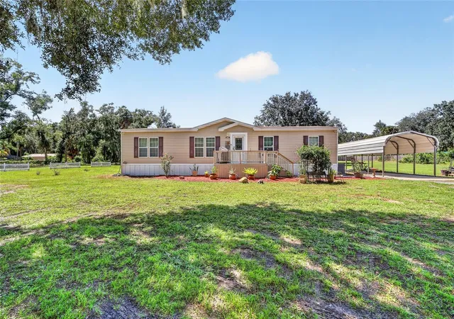 Photo 4 of Sale Pending at 36628 Orange St, Leesburg, FL 34788 | MLS# G5118055 | Listing updated on 2026-10-01