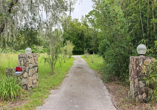 Photo 3 of Land for sale at 4250 Bessemer Rd, Brooksville, FL 34602 | MLS# TB8550511 | Listing updated on 2026-09-29