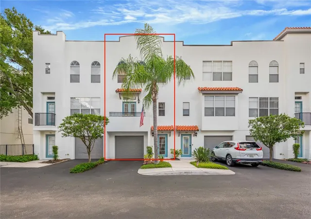 Townhouse for sale at 3118 Toscana Cir, TAMPA, FL 33611 | MLS# TB8550512