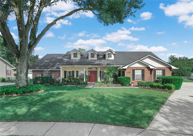 Single family home for sale at 2113 Longleaf Cir, LAKELAND, FL 33810 | MLS# L4965204