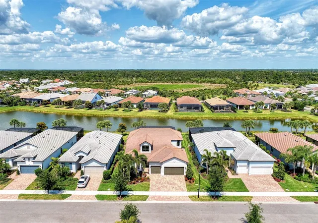 Photo 4 of Single family home for sale at 12432 Golden Sage Dr, Sarasota, FL 34238 | MLS# A4706786 | Listing updated on 2026-09-22