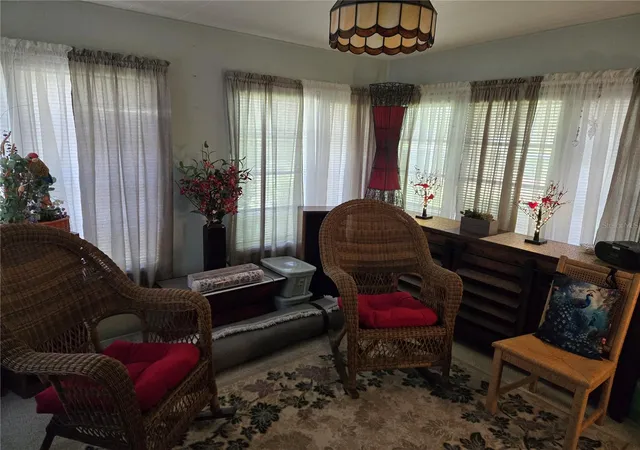 Photo 4 of Manufactured home for sale at 1709 SE 169th Terrace Rd, Silver Springs, FL 34488 | MLS# OM732612 | Listing updated on 2026-09-23