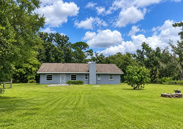 Photo 2 of Single family home for sale at 7707 120th Avenue E, Parrish, FL 34219 | MLS# A4706787 | Listing updated on 2026-09-29