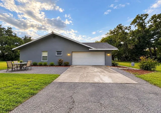 Photo 4 of Single family home for sale at 7707 120th Avenue E, Parrish, FL 34219 | MLS# A4706787 | Listing updated on 2026-09-29
