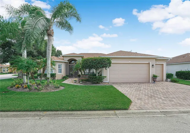 Photo 2 of Single family home for sale at 4064 Phoenician Way, Winter Haven, FL 33884 | MLS# P4939945 | Listing updated on 2026-09-27