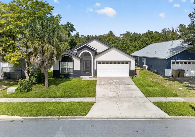 Photo 2 of Single family home for sale at 2577 Oneida Loop, Kissimmee, FL 34747 | MLS# O6443443 | Listing updated on 2026-09-26