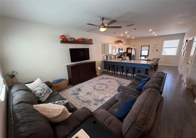 Photo 3 of Townhouse for sale at 11120 Suspense Dr, Winter Garden, FL 34787 | MLS# O6443446 | Listing updated on 2026-10-21