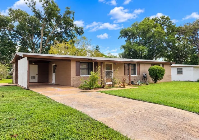 Photo 1 of Single family home for sale at 3022 Venice Way, Lakeland, FL 33803 | MLS# S5157971 | Listing updated on 2026-09-30