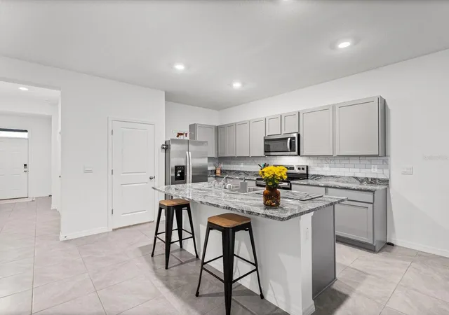 Photo 2 of Townhouse for sale at 16630 Grotto Steam Pl, Wimauma, FL 33598 | MLS# TB8550531 | Listing updated on 2026-09-26