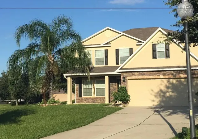 Single family home for sale at 100 Colonial Pine Ln, MINNEOLA, FL 34715 | MLS# G5118061