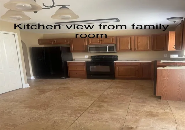 Photo 4 of Single family home for sale at 100 Colonial Pine Ln, Minneola, FL 34715 | MLS# G5118061 | Listing updated on 2026-09-22