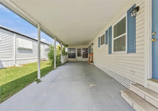 Photo 4 of Manufactured home for sale at 764 Royal Palm Cir #764, Largo, FL 33778 | MLS# TB8550537 | Listing updated on 2026-09-23
