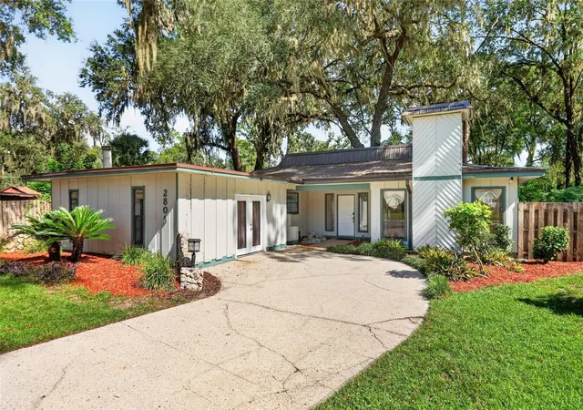Photo 4 of Single family home for sale at 2809 NW 35th Place, Gainesville, FL 32605 | MLS# GC543650 | Listing updated on 2026-09-22