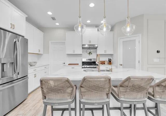Photo 4 of Single family home for sale at 3926 Maurice Ave, Odessa, FL 33556 | MLS# W7889674 | Listing updated on 2026-10-08