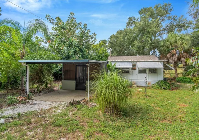 Photo 1 of Sale Pending at 5002 30th Street W, Bradenton, FL 34207 | MLS# TB8550544 | Listing updated on 2026-10-04