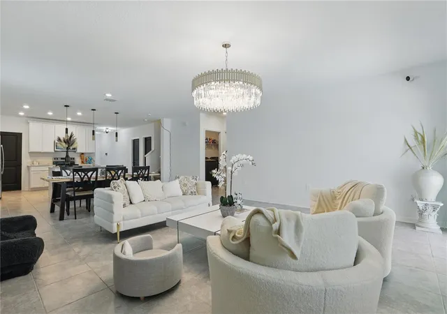 Photo 2 of Single family home for sale at 4307 Pebbles Throw Dr, Kissimmee, FL 34746 | MLS# O6443461 | Listing updated on 2026-09-26