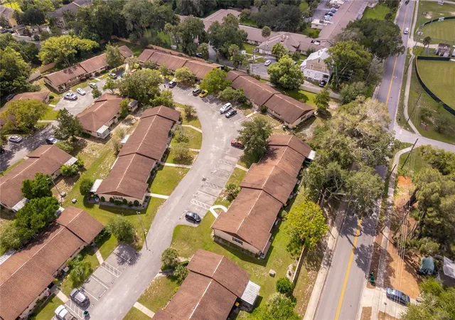 Photo 4 of Condo for sale at 6 Villa Villar Ct #60, Deland, FL 32724 | MLS# V4951394 | Listing updated on 2026-09-21