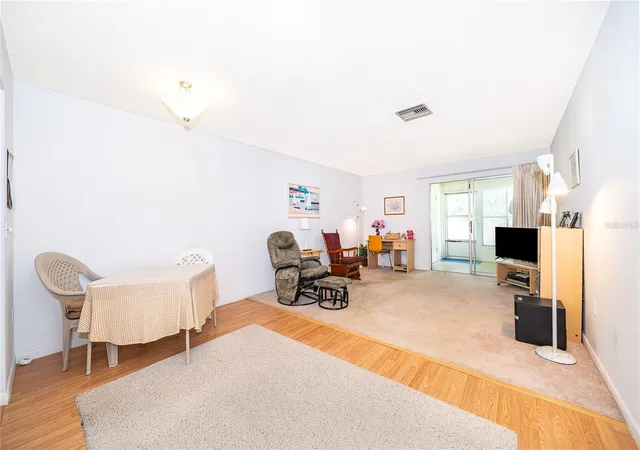 Listing Photo 4 - Condo for sale in building located at 6 Villa Villar Ct, DELAND, FL 32724 - Unit #60