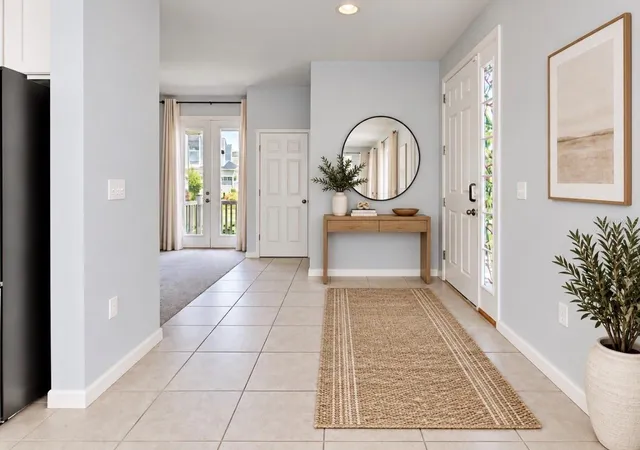Photo 4 of Townhouse for sale at 6273 Camino Dr, Apollo Beach, FL 33572 | MLS# TB8550551 | Listing updated on 2026-10-06