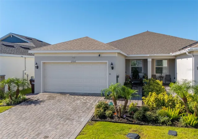 Single family home for sale at 2706 Summer Retreat Ln, KISSIMMEE, FL 34744 | MLS# S5157977