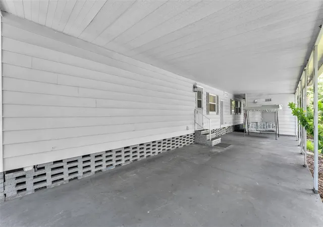 Photo 3 of Manufactured home for sale at 1610 Reynolds Rd #128, Lakeland, FL 33801 | MLS# L4965208 | Listing updated on 2026-09-28