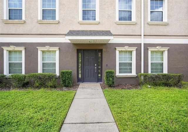 Photo 3 of Townhouse for sale at 10144 Arbor Run Dr #116, Tampa, FL 33647 | MLS# TB8550558 | Listing updated on 2026-10-07