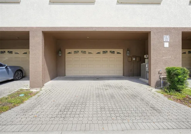 Listing Photo 4 - Condo for sale in building located at 10144 Arbor Run Dr, Tampa, FL 33647 - Unit #116