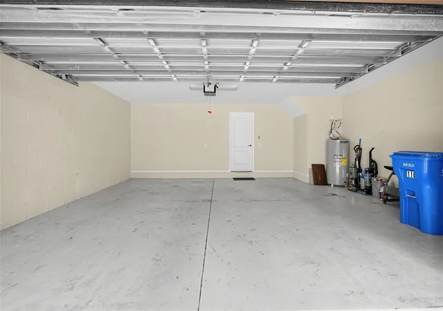 Listing Photo 5 - Condo for sale in building located at 10144 Arbor Run Dr, Tampa, FL 33647 - Unit #116