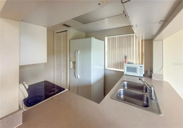 Photo 4 of Townhouse for sale at 206 Orchid Dr, Davenport, FL 33897 | MLS# S5157978 | Listing updated on 2026-09-21