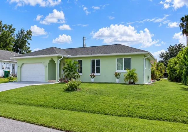 Photo 1 of Single family home for sale at 266 Warwick St Nw, Port Charlotte, FL 33952 | MLS# A4706802 | Listing updated on 2026-09-22