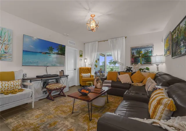 Photo 3 of Single family home for sale at 1827 Southfork Dr, Kindred, FL 34744 | MLS# O6443474 | Listing updated on 2026-09-23