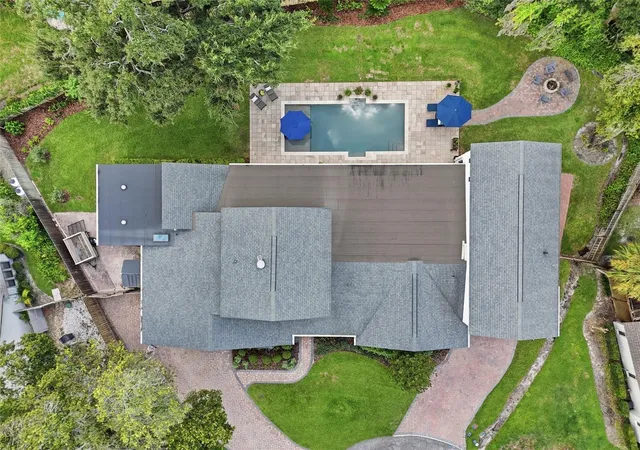 Photo 3 of Sale Pending at 9668 Woodmont Pl, Windermere, FL 34786 | MLS# O6443475 | Listing updated on 2026-09-26