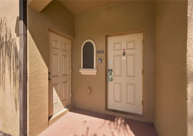 Photo 4 of Condo for sale at 3010 Calabria Ave #3010, Davenport, FL 33897 | MLS# O6443476 | Listing updated on 2026-10-03